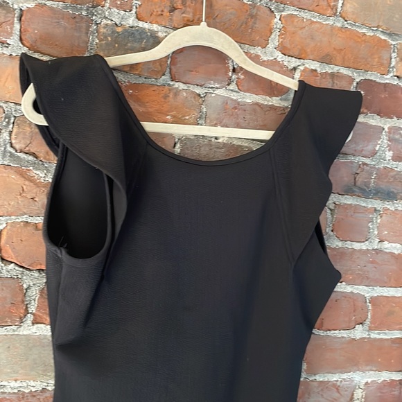 Black cocktail dress with ruffle straps - Picture 3 of 3